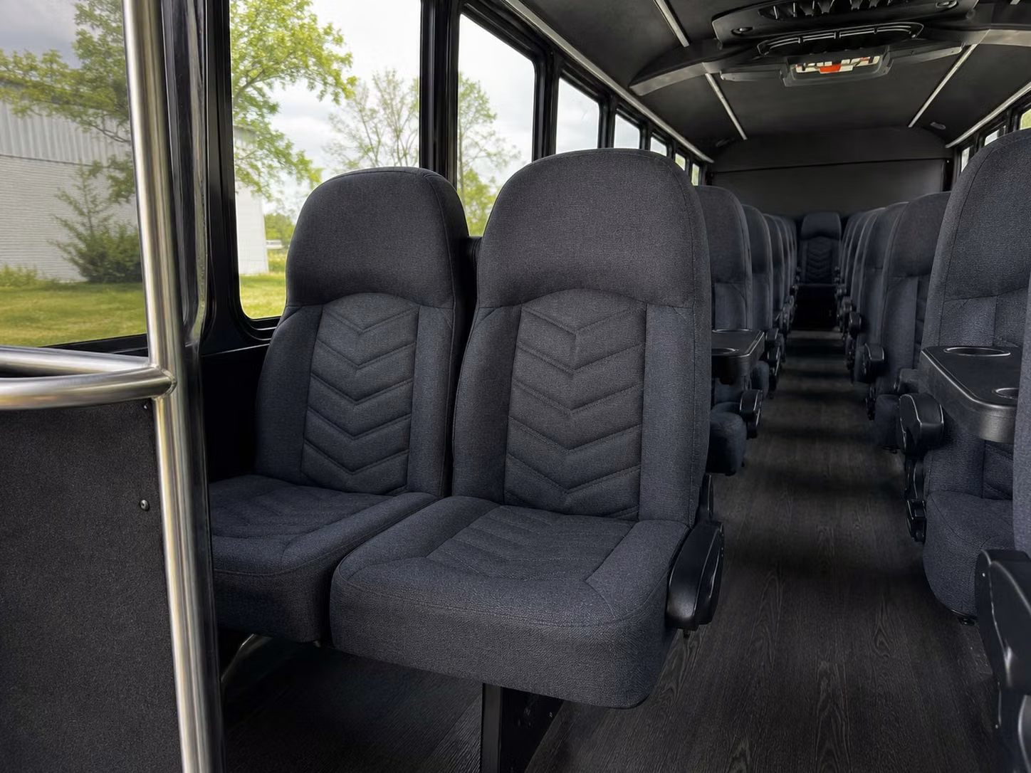 sparks 20 passenger minibus rental