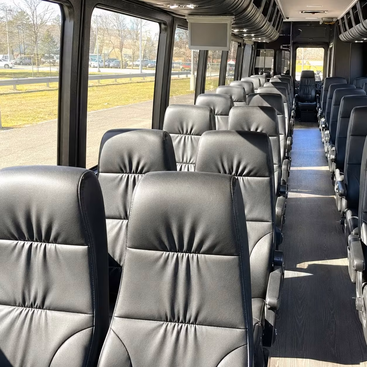 sparks 30 passenger minibus rental