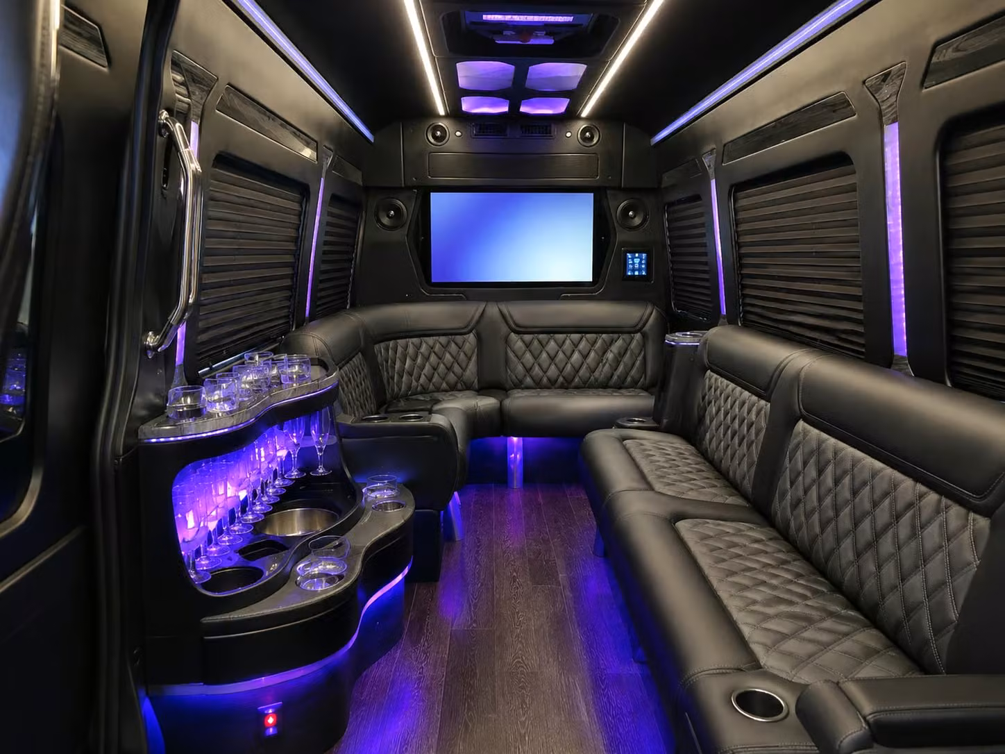 sparkscharterbuscompany com is here to make sparks prom transportation stress free for parents and students alike